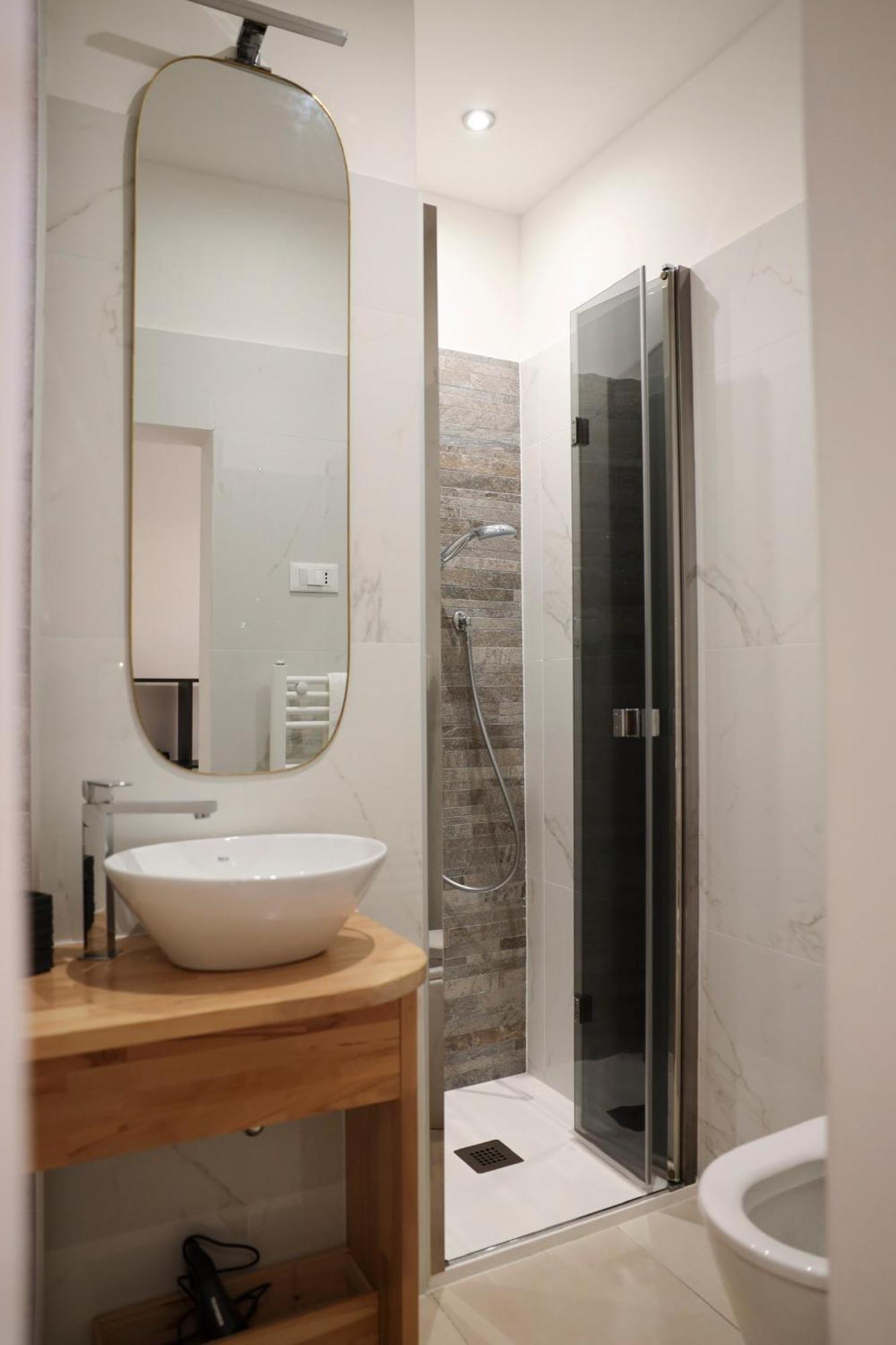 Urban Corner House Apartment โบโลญญา ภายนอก รูปภาพ